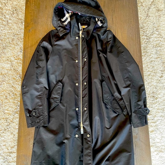 Burberry Men’s Kennington Coat - Picture 4 of 9
